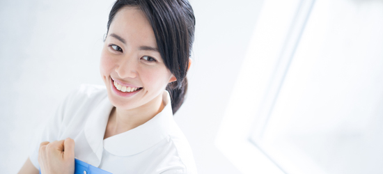 介護業界を助ける存在「介護補助員」とは