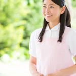 介護士の仕事、介護施設でのお仕事と訪問介護のお仕事のメリット・デメリット