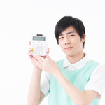 介護士は年収は安いって本当？ 国の対策は？