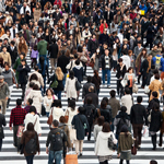 2025年には38万人不足する？ 介護士不足問題の対策とは